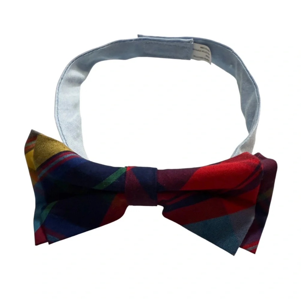 Nautica Boy’s Pre-Tied Bowtie Bow Tie Red Blue Plaid
